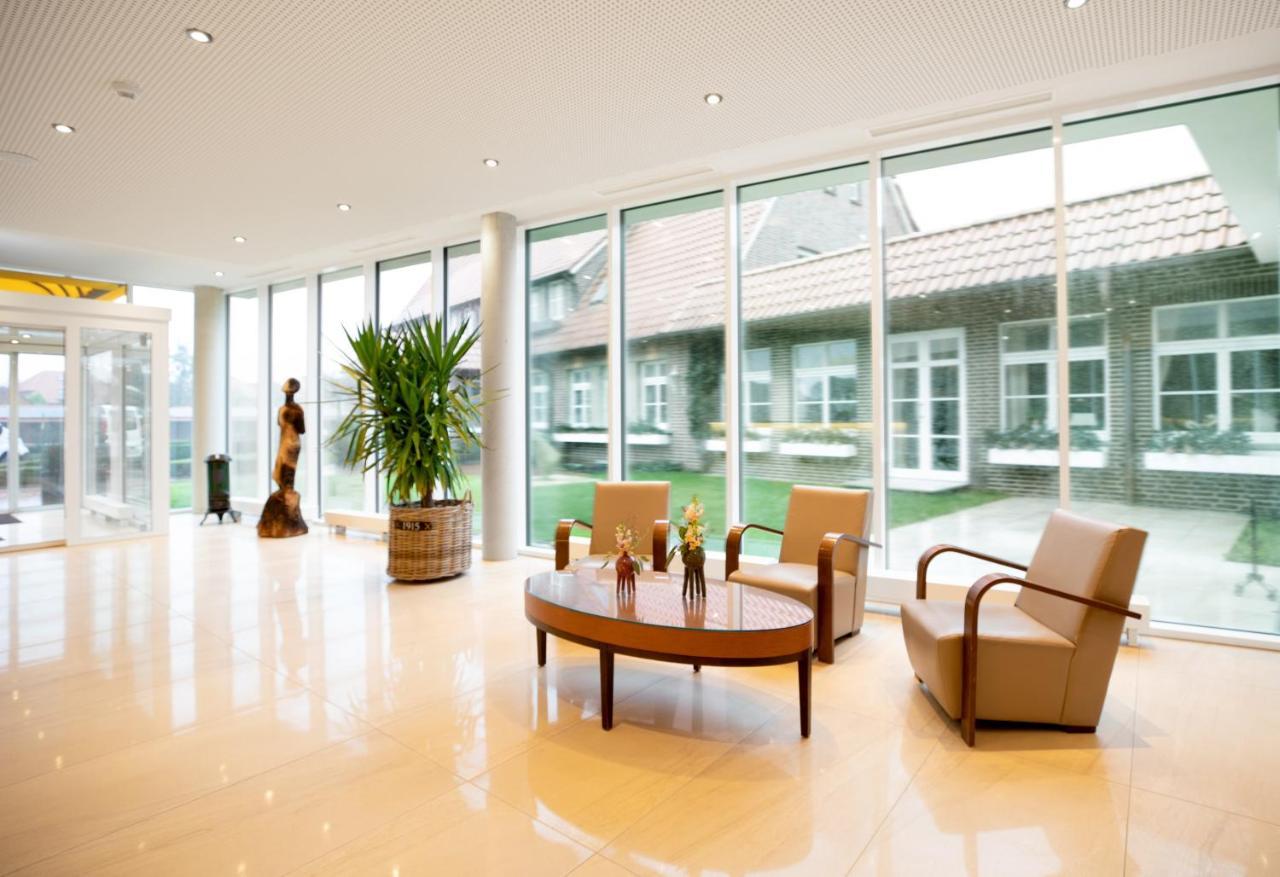 Naundrups Hof Hotel Людингхаузен Екстериор снимка