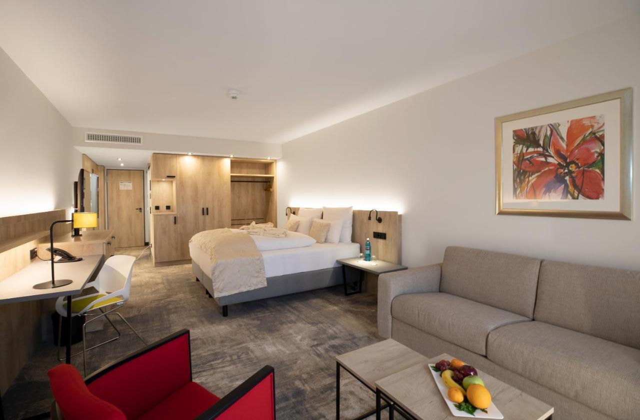 Naundrups Hof Hotel Людингхаузен Екстериор снимка