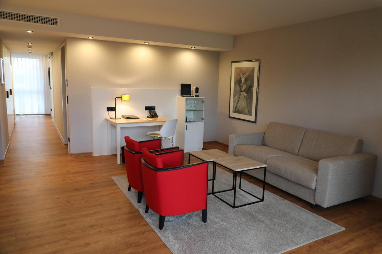Naundrups Hof Hotel Людингхаузен Екстериор снимка