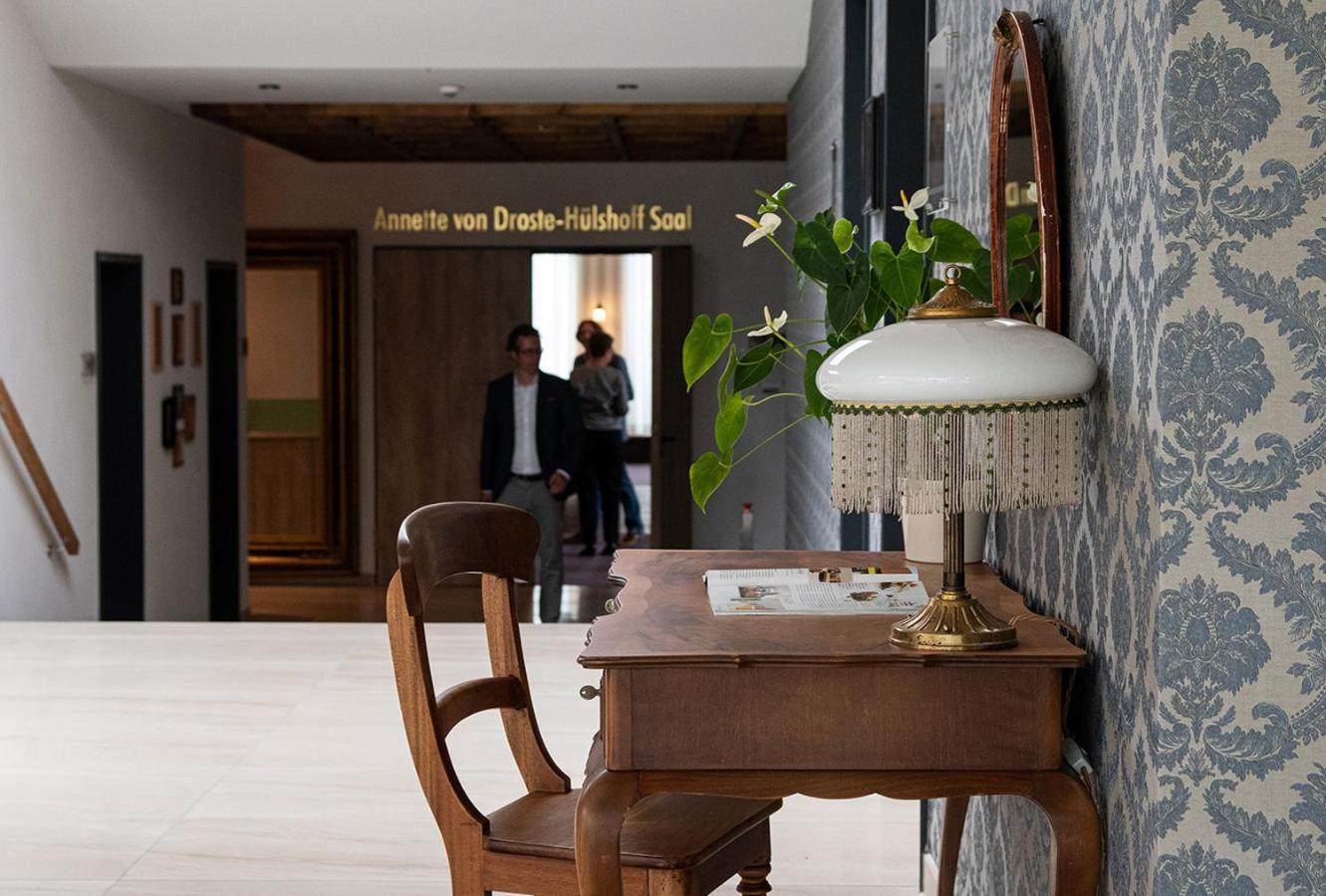 Naundrups Hof Hotel Людингхаузен Екстериор снимка