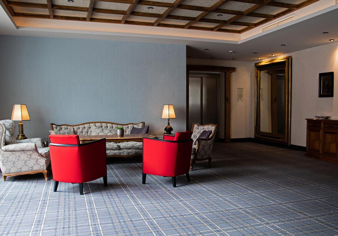 Naundrups Hof Hotel Людингхаузен Екстериор снимка