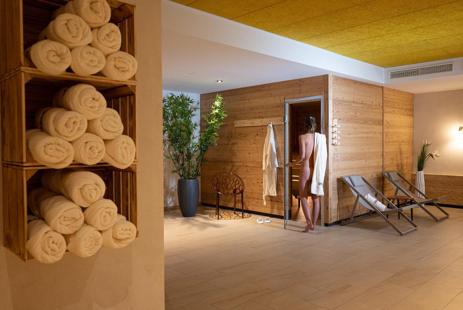 Naundrups Hof Hotel Людингхаузен Екстериор снимка